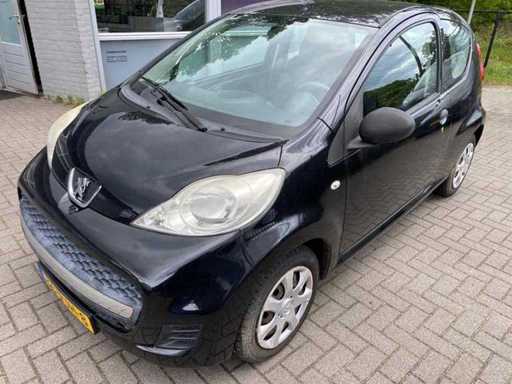 Peugeot - 2011 - 107 - 1.0-12V XR - 86-PJH-8