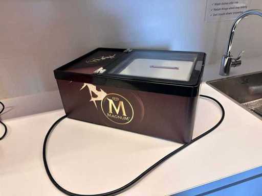 Magnum Freezer