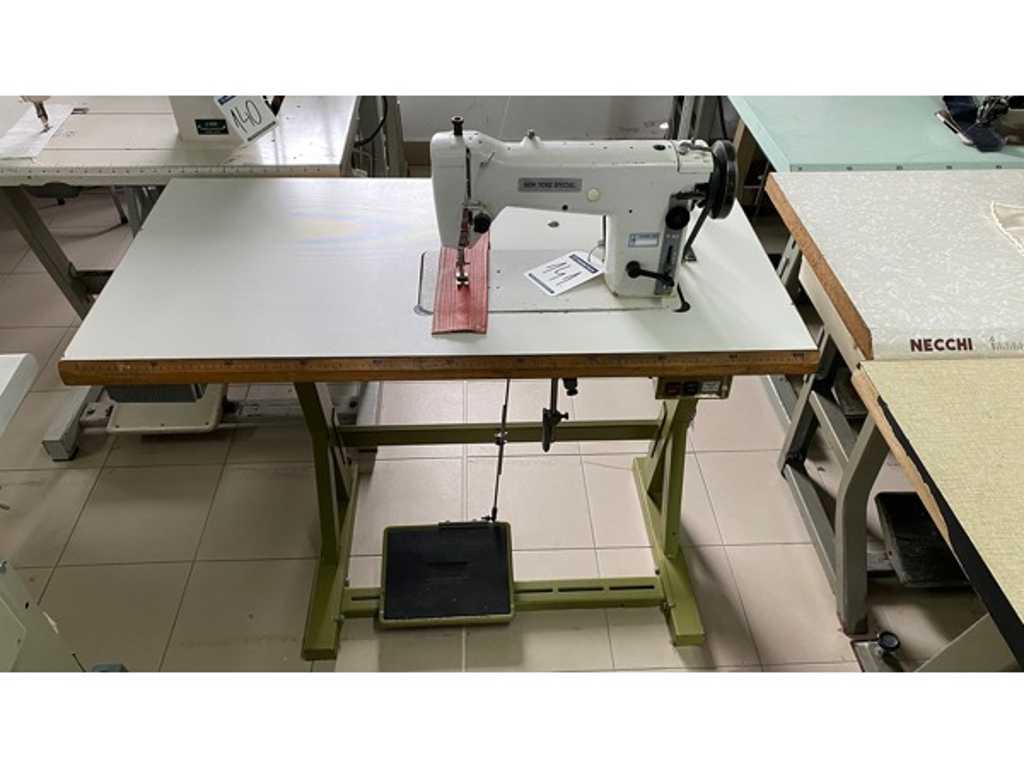 NEW YORK SPECIAL - J-200 - Zig-Zag Sewing Machines