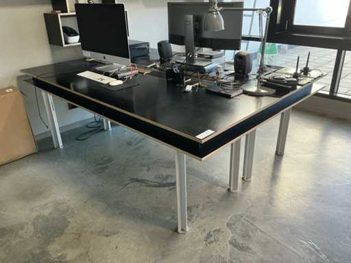 Stó? studyjny / Biurko (2x)