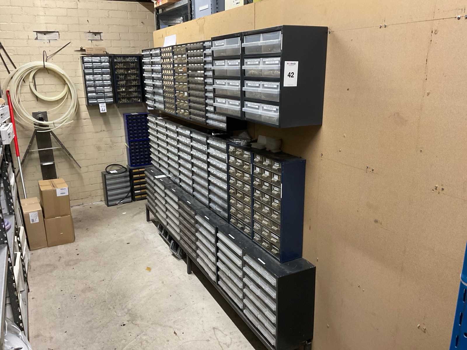 Various pneumatics with assortment boxes