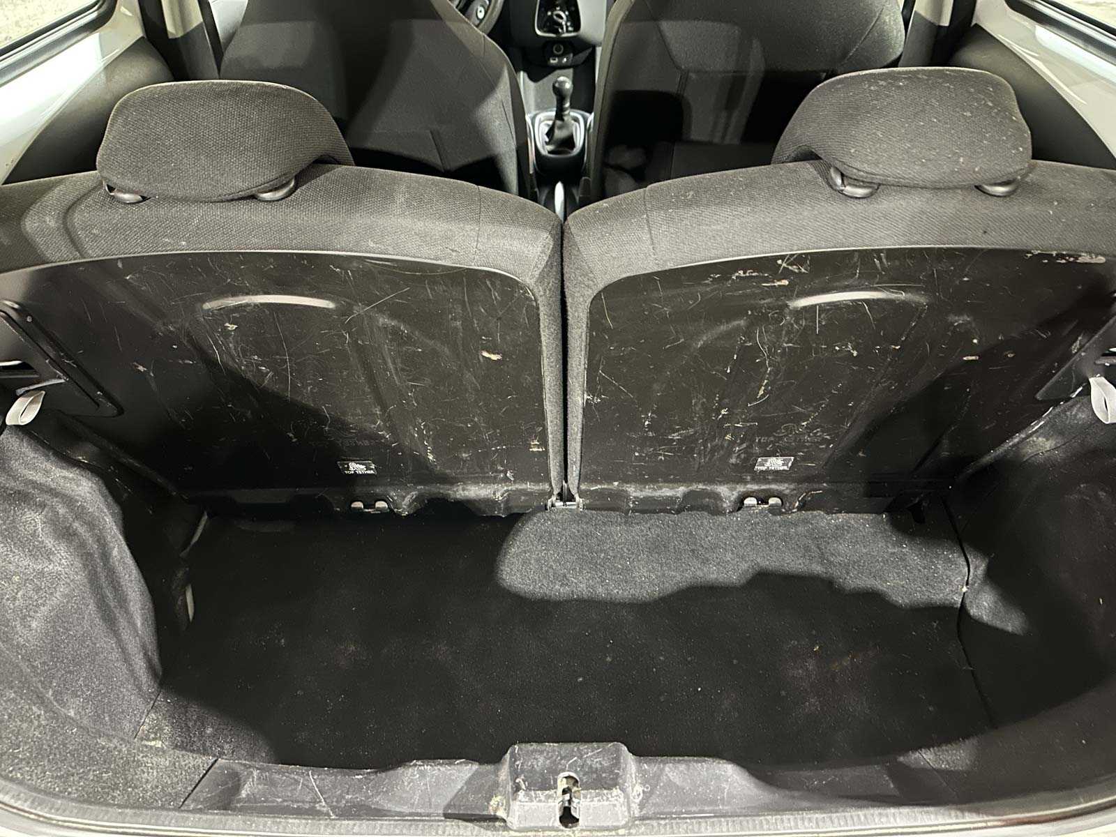 Peugeot 108 1.0 e-VTi Active 71pk 2021 (Origineel-NL + 1e eigenaar), N-570-KN 