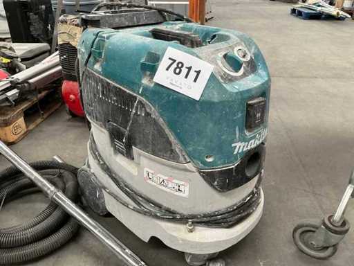 Aspirateur industriel MAKITA C4210L