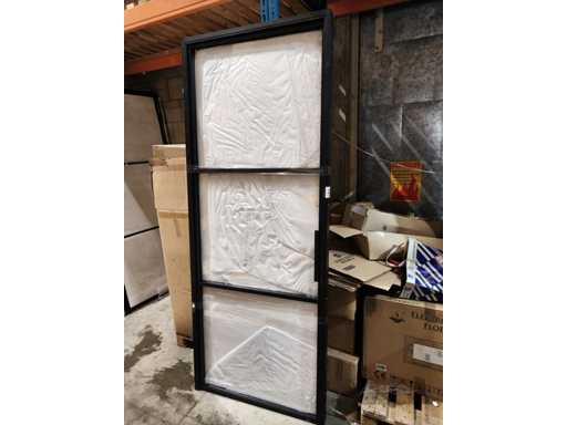 Originele stalen binnendeur met kozijn