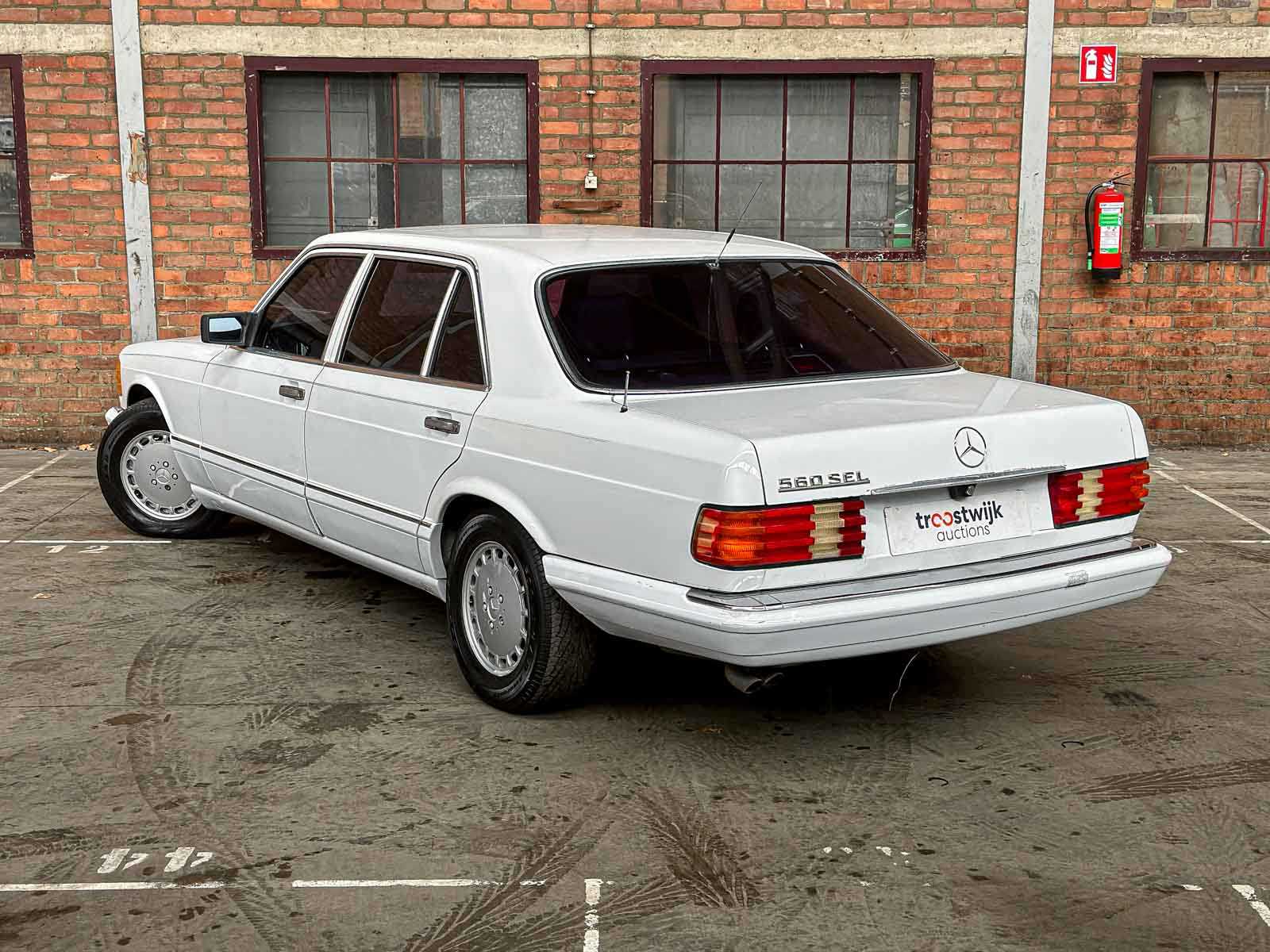 Mercedes-Benz 560 SEL Sedan 4-Deurs 5.6 V8 SOHC 16v 1990 