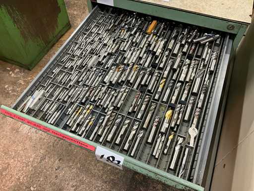 (C-1000) milling & tapping equipment