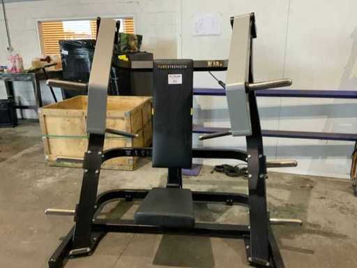 Technogym développé thorac pur incliné Multi-gym