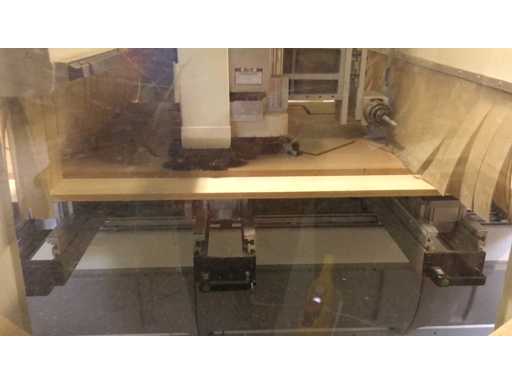 8BE4D9F2-B01F-4724-8C83-2B67C98EF6AE.mp4