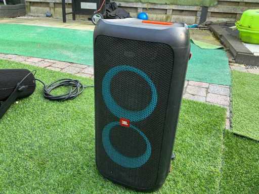 JBL PartyBox 100 – Enceinte de fête 160W – Bluetooth/USB/AUX – Micro & Guitare