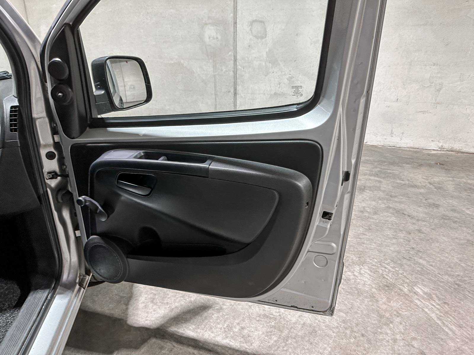 Fiat Fiorino 1.3 MJ Basis 75pk 2013 (Origineel-NL), VD-263-B