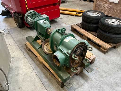 2009 Borger CL520 Rotary Lobe Pump