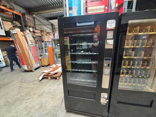 Vendo - SVE 810 - Vending machine