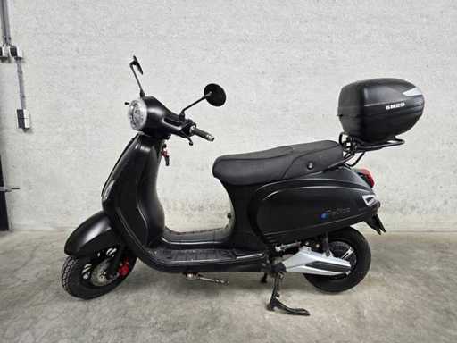 BTC - Electric Scooter - e-Felice - 25km version flb39z