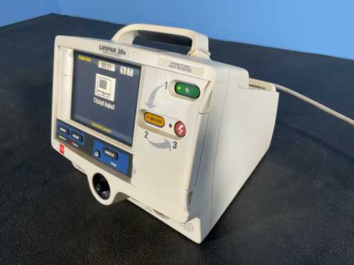 Physio Control - Lifepak 20th Defibrillator Monitor - 2013