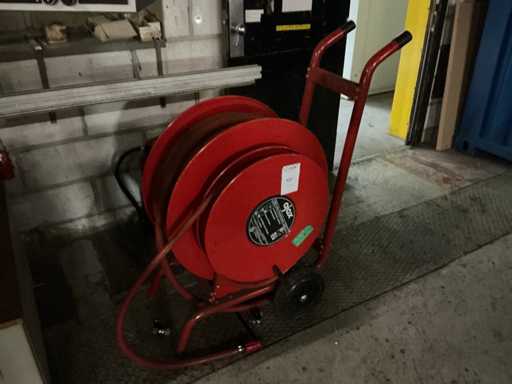 Brandslanghaspel op kar