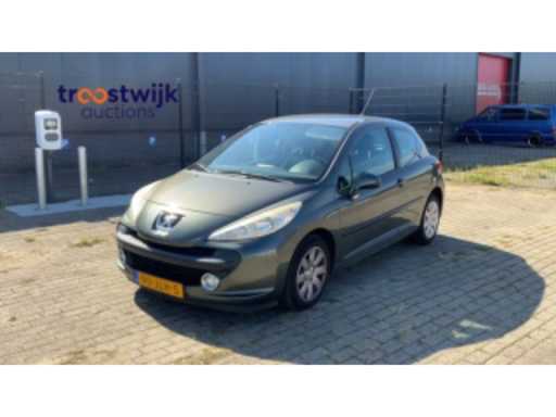 fe2fe82f-651e-4acc-a553-118dd8cbd61a.mp4