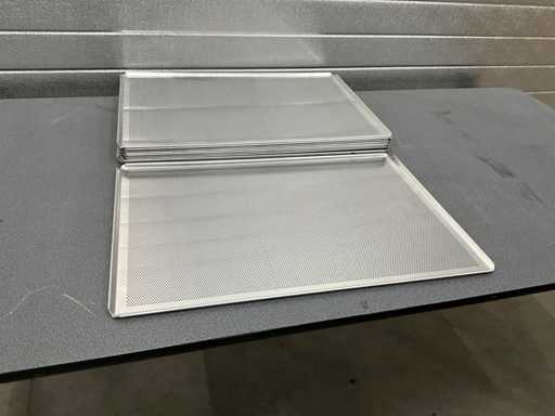Perforated bakery oven trays (10x)