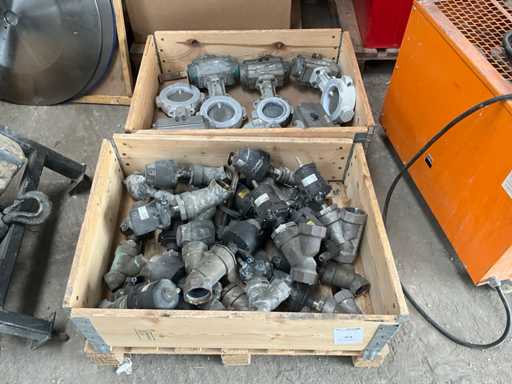 Gemo Lot pneumatische Absperrventile