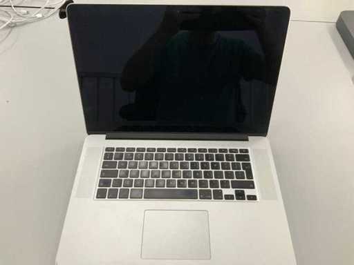Apple A1398 15-Zoll MacBook Pro MJLT2N/A Laptop