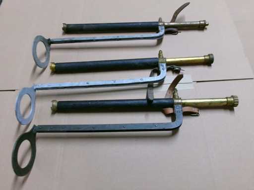 Dän. Handpumpe, ohne Griff / defekt (U2) (3x)