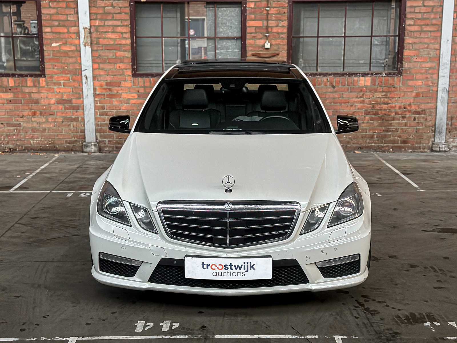 Mercedes-Benz E63 AMG 6.3 V8 -CARBON- 525pk 2010 (Origineel-NL) E-Klasse, 47-LKB-6