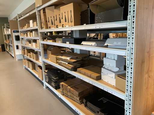 Spedizioni per feste e scatole da regalo