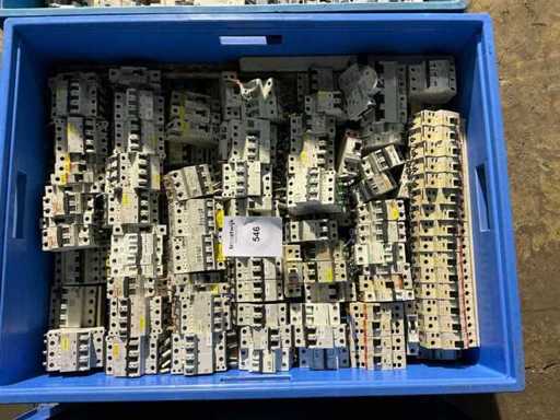 Batch of circuit breakers