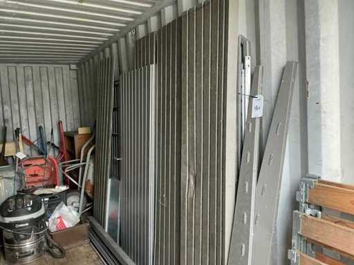 Contenitore di stoccaggio del materiale