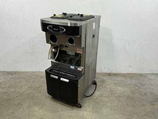 Taylor Crown - C606-58 - Soft Ice Cream Machine