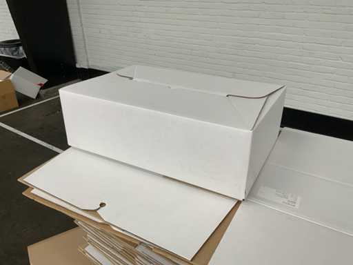 Boîte en carton (95x)