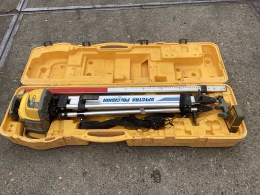 Laser budowlany SPECTRA precision LL 300 S