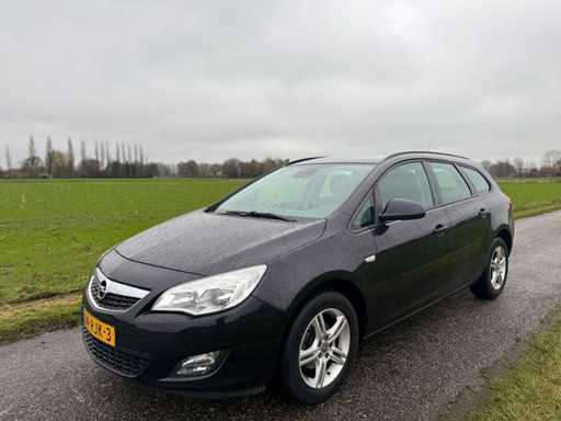 Opel - 2011 - Astra Sports Tourer - 1.4 Edition - 64-RJK-3