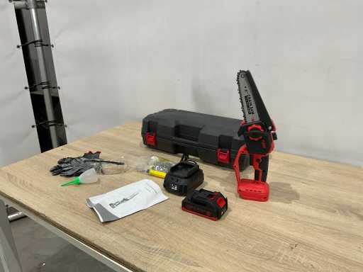 Kibani - Mini - Tronçonneuse