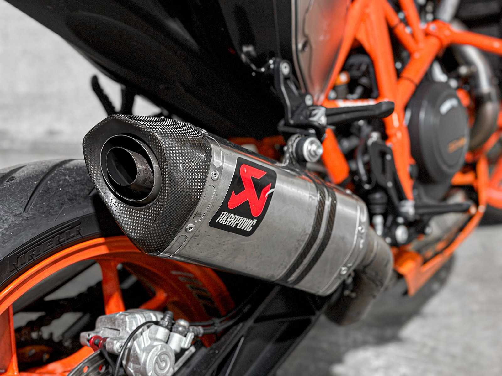KTM 690 Duke R ABS 693cc 2017 -AKRAPOVIC-, 49-MV-LZ