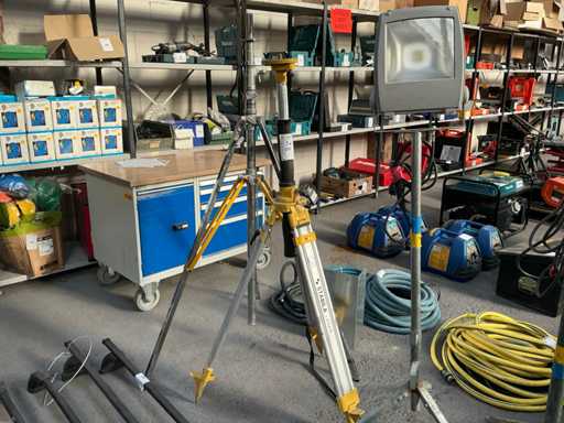 Treppiede per laser da costruzione (2x)