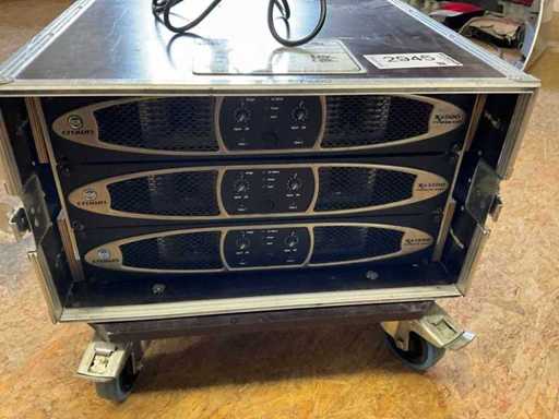 Crown XS 500 e 2x XS 1200 in case da 19" su ruote