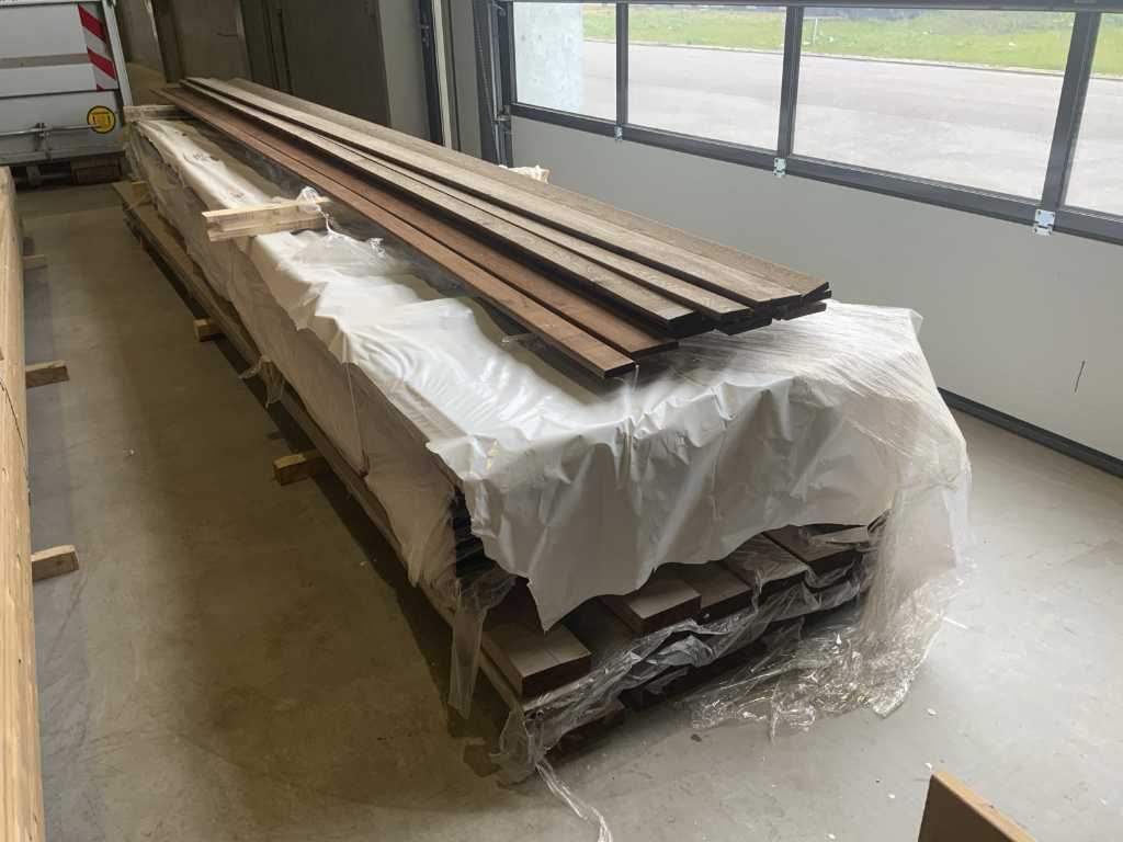 Hardwood planks / beams