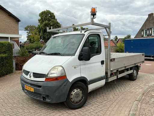 Renault Master 3.0 dCi 120 Pianale 2008 con gru HIAB montata su camion