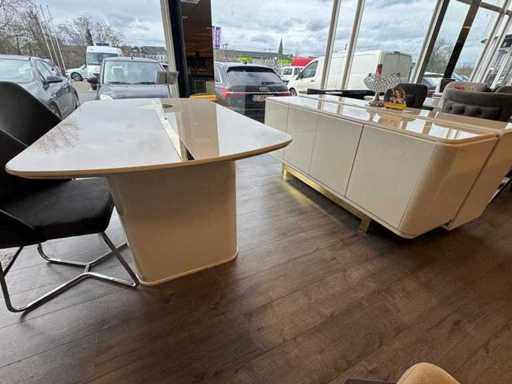 Salle à manger Duhan