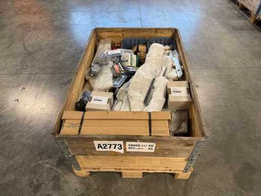 Siemens, Alfa Laval – Batchmischung von industriellen Ersatzteilen und Elektronik