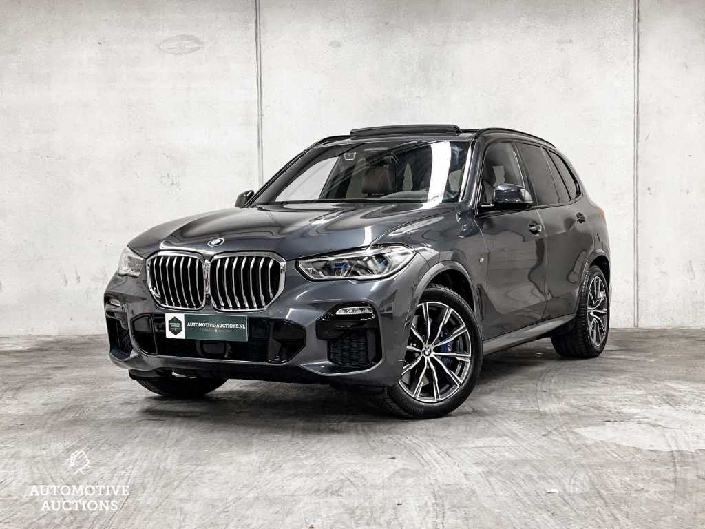 BMW X5 xDrive40i M-Sport 3.0 G05 340 CP 2019