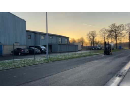 84c4c370-68e0-411d-a4ab-96a04763e59f.mp4