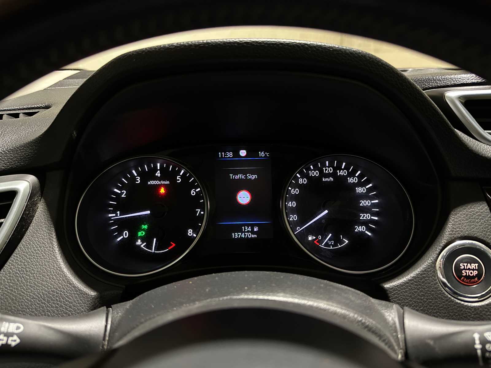 Nissan Qashqai 1.3 DIG-T N-Connect 140hp 2019, L-595-RB