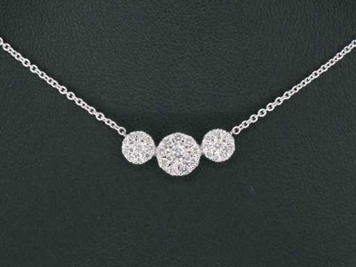 White gold necklace with brilliant cut diamonds