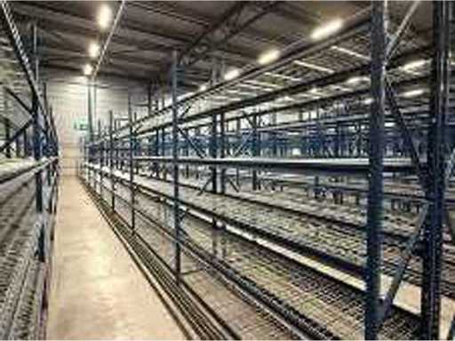 Warehouse inventory, machines, cleaning machines & internal transport