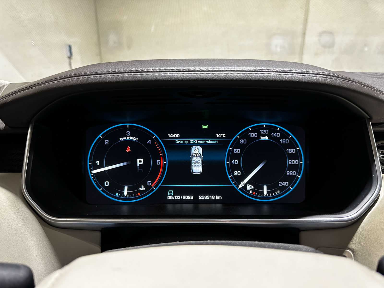 Land Rover Range Rover 4.4 SDV8 Autobiograpy 340pk 2013, 1-STF-45