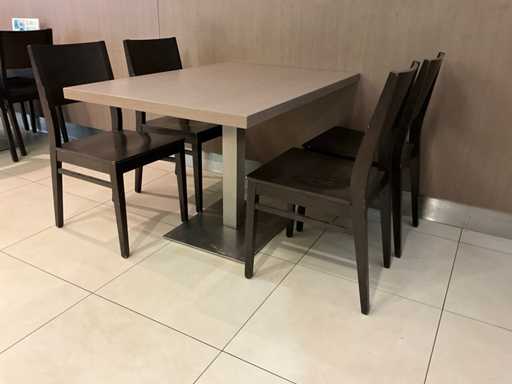 Tavolo ristorante con 4 sedie (7x)