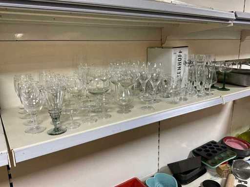 Party-Shot und Schnapsgläser