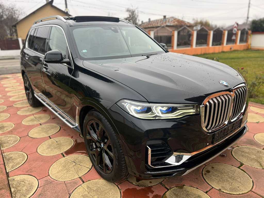 BMW - X7 - SUV - Car - 2021