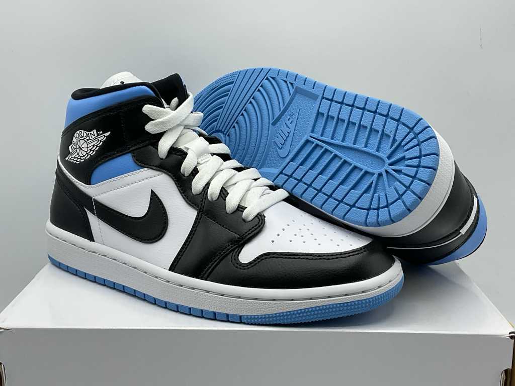 women's air jordan 1 mid white university blue black